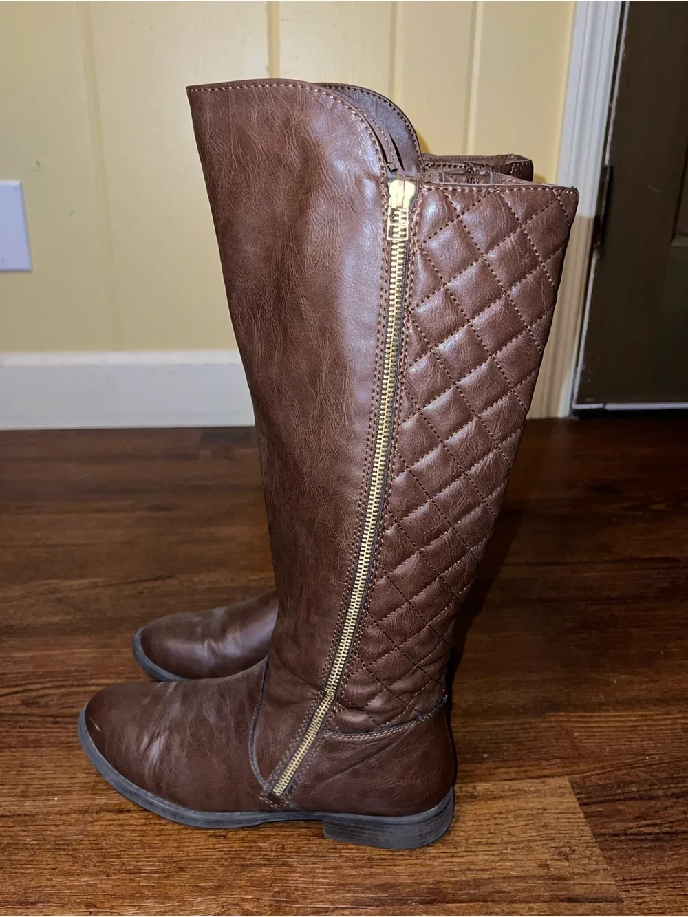 Mossimo Supply Brown Quilted Knee-High Tall Boho Y2K Riding Boots Size 8